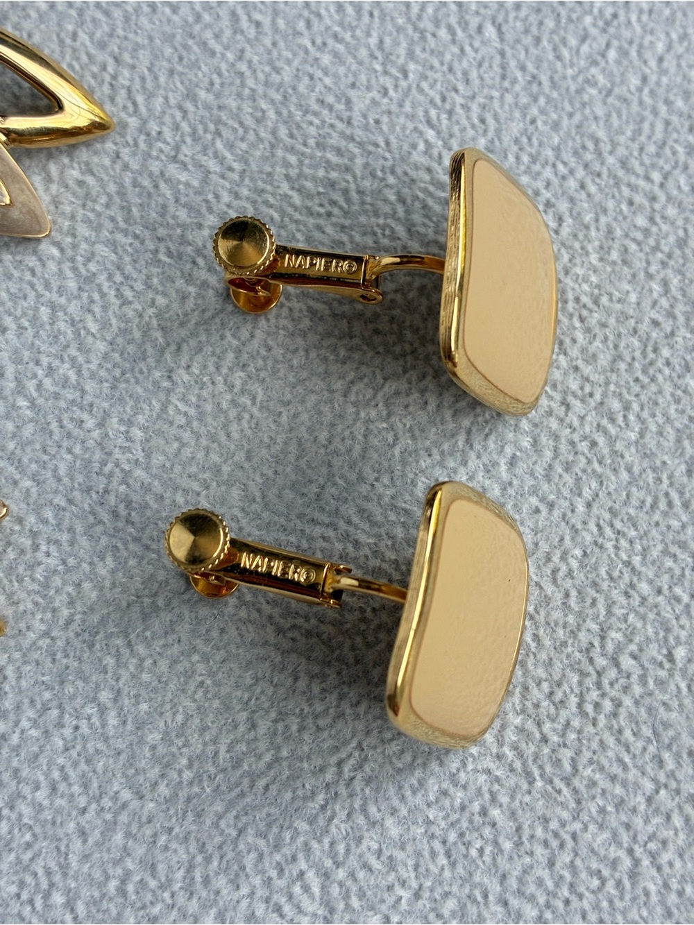 Trifari and Napier Vintage Designer Clip On Earrings, Gold Tone - Picture 3 of 8